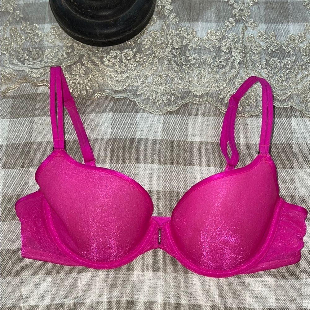 Victoria Secret Vibrant Pink Women's Bra 36C NWOT